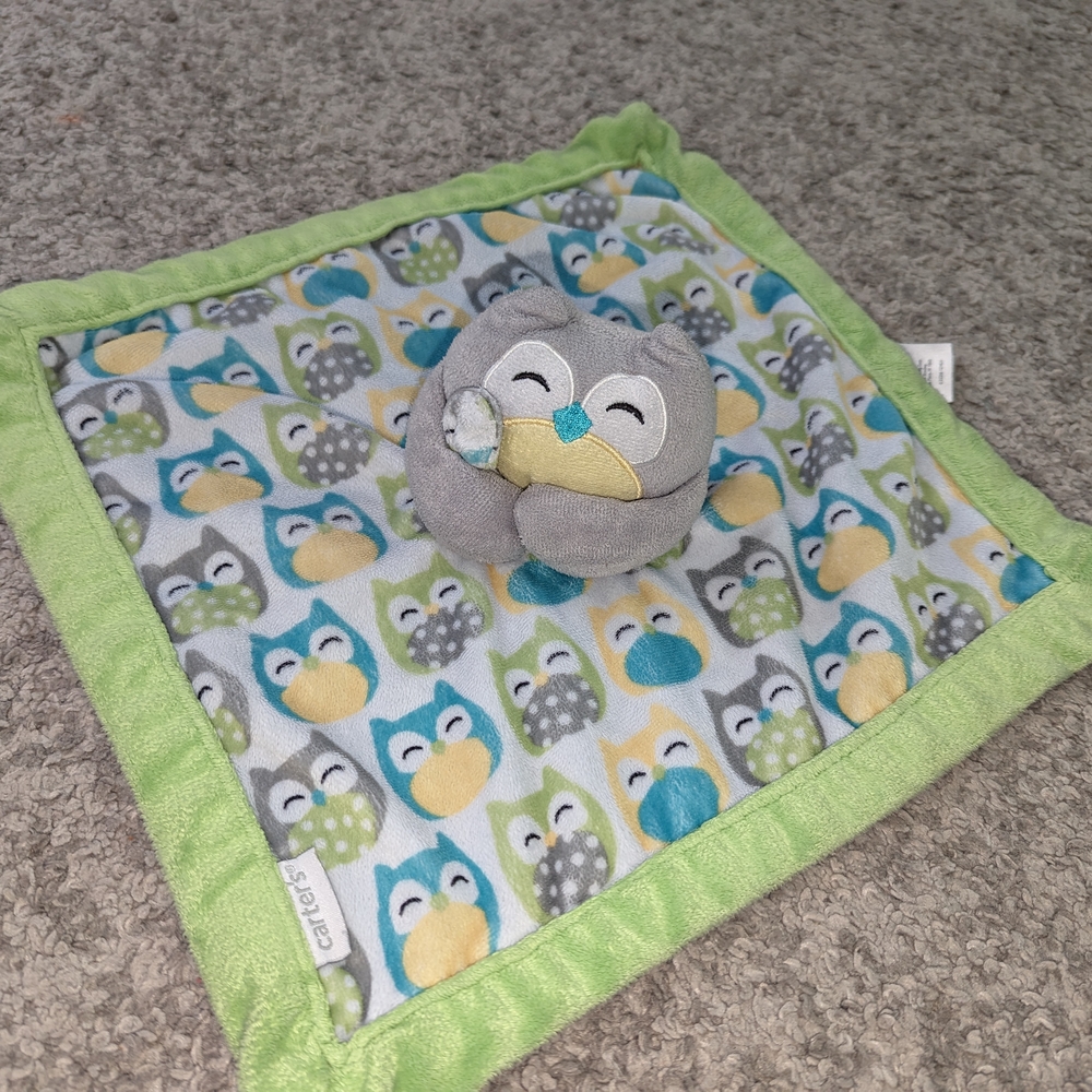 Carter's Owl Security Blanket with Green Trim